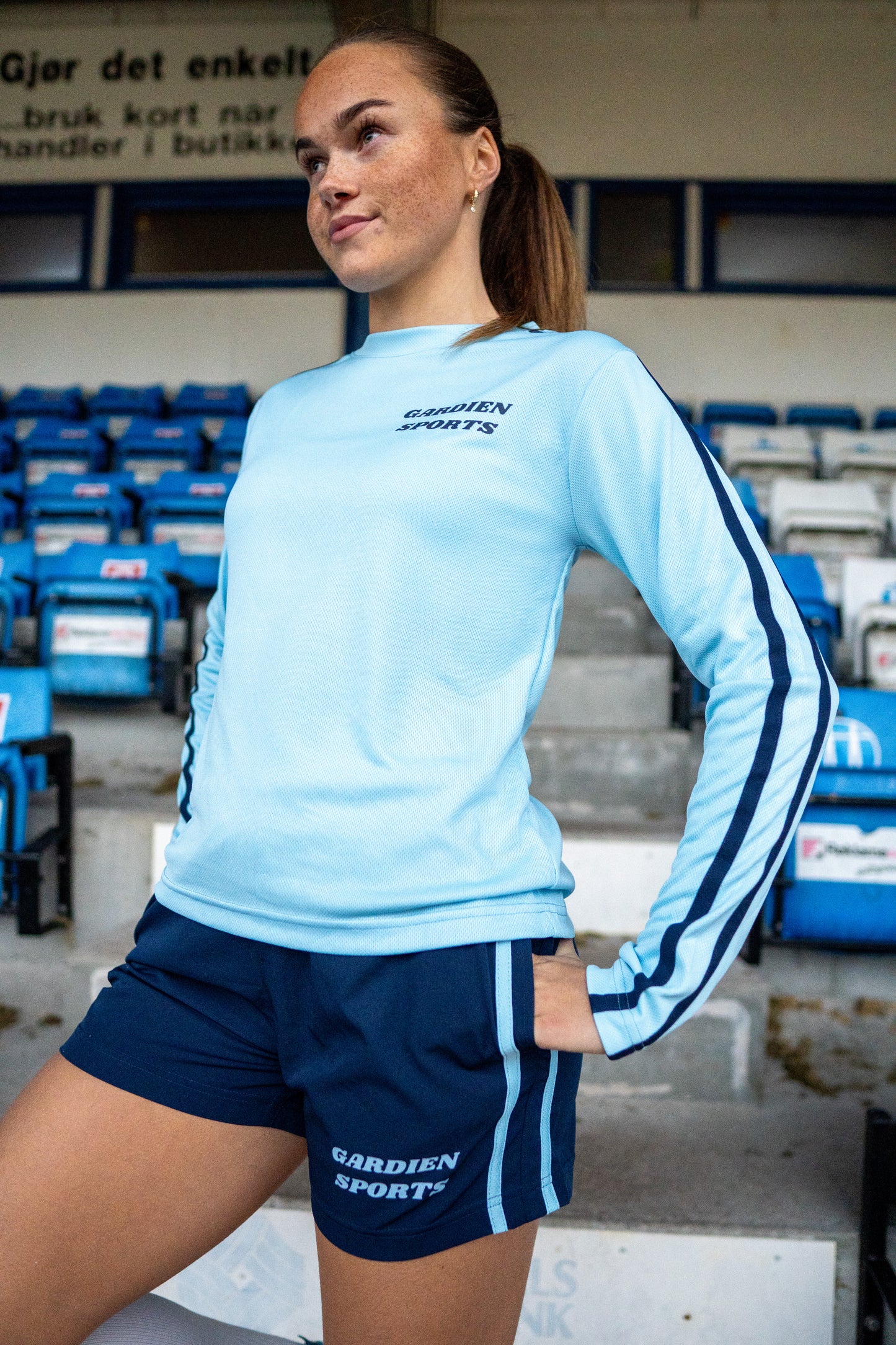 Travel Longsleeve Blue